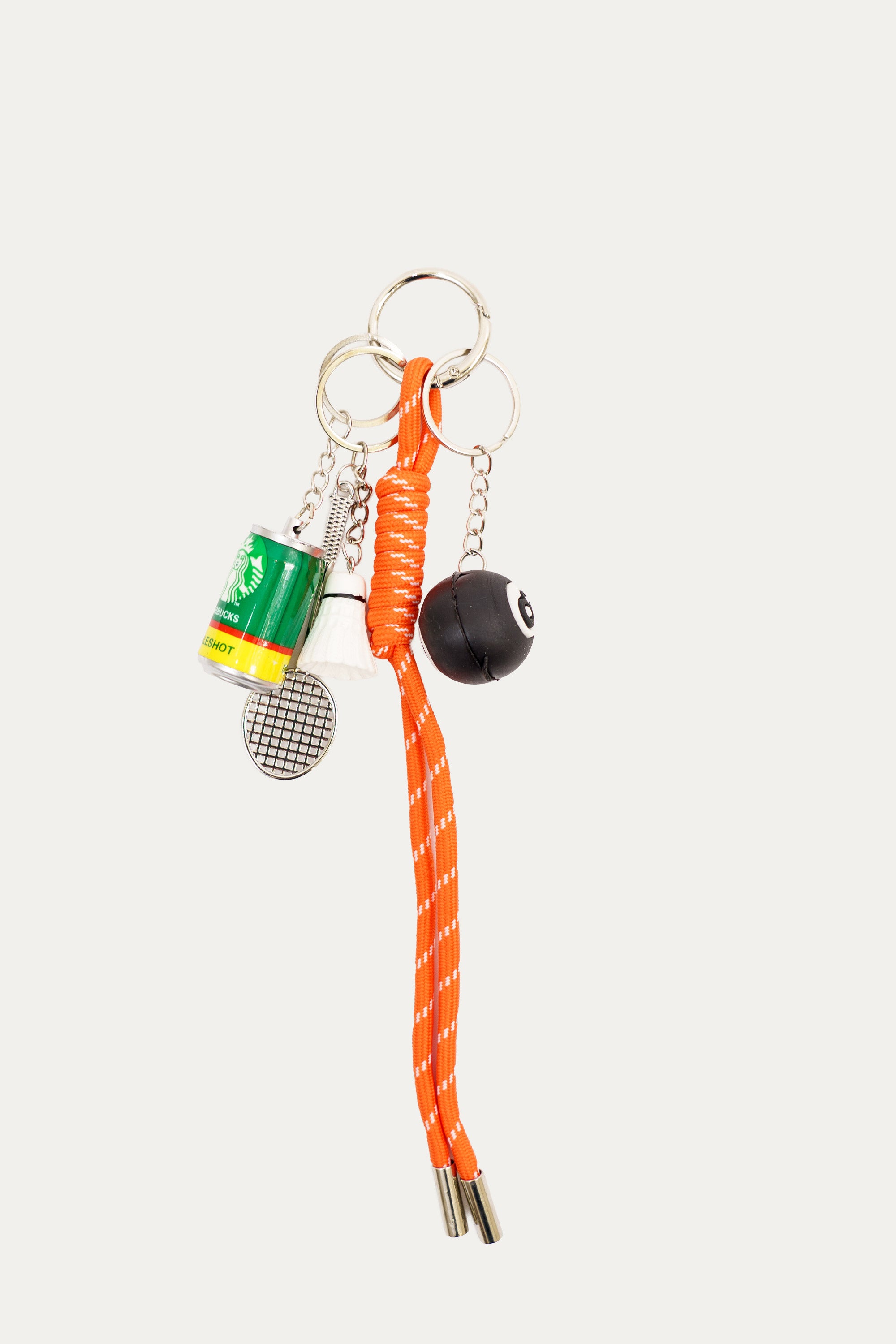 Colgante para bolso Naranja con charms metálicos