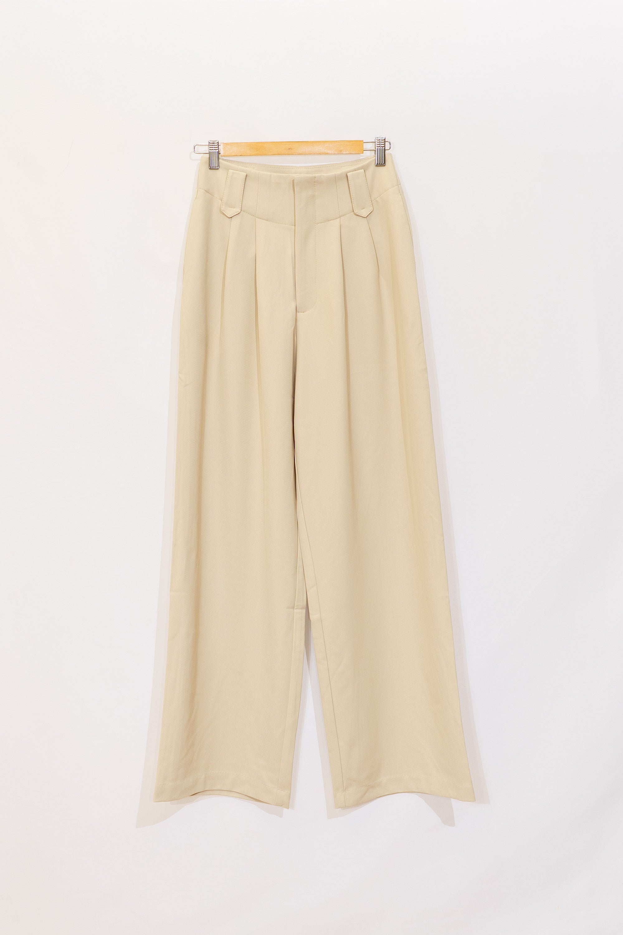Pantalón de vestiri tiro alto con pinzas