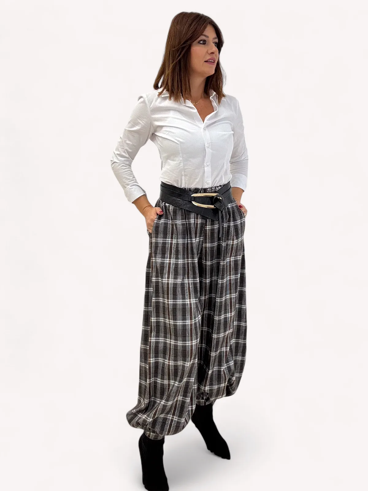 12_elevee-es-1. Webp | elevee. Es Pantalón bombacho gris oscuro marrón elevee Es