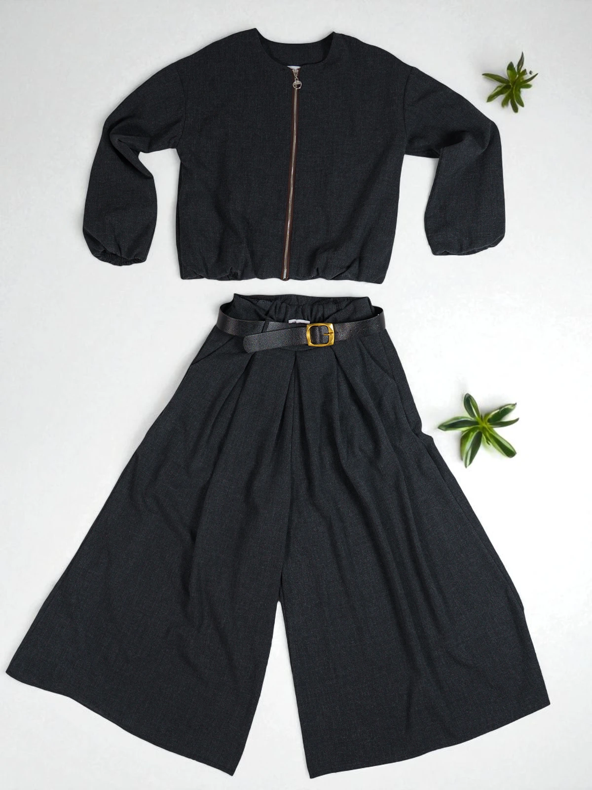 G-10011-3-conjunto-gris-oscuro-8_elevee-es. Webp | elevee. Es Elevee Es