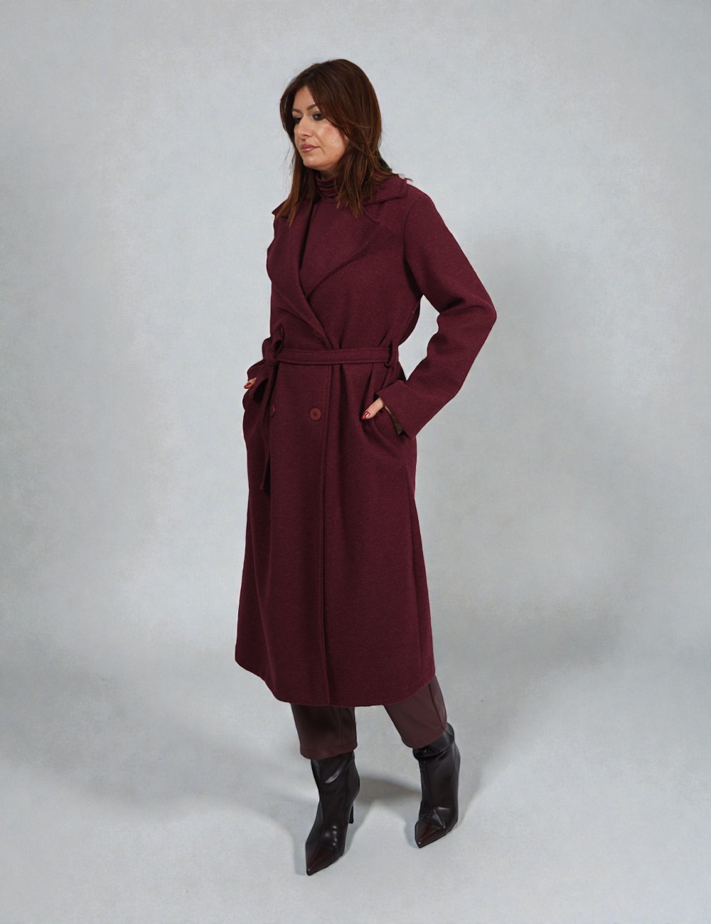 23427---b3 | elevee. Es Abrigo largo burdeos elevee Es