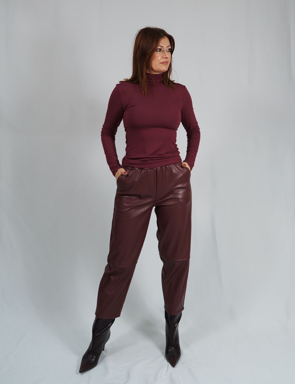 25348-b1 | elevee. Es Pantalón de polipiel buredeos elevee Es