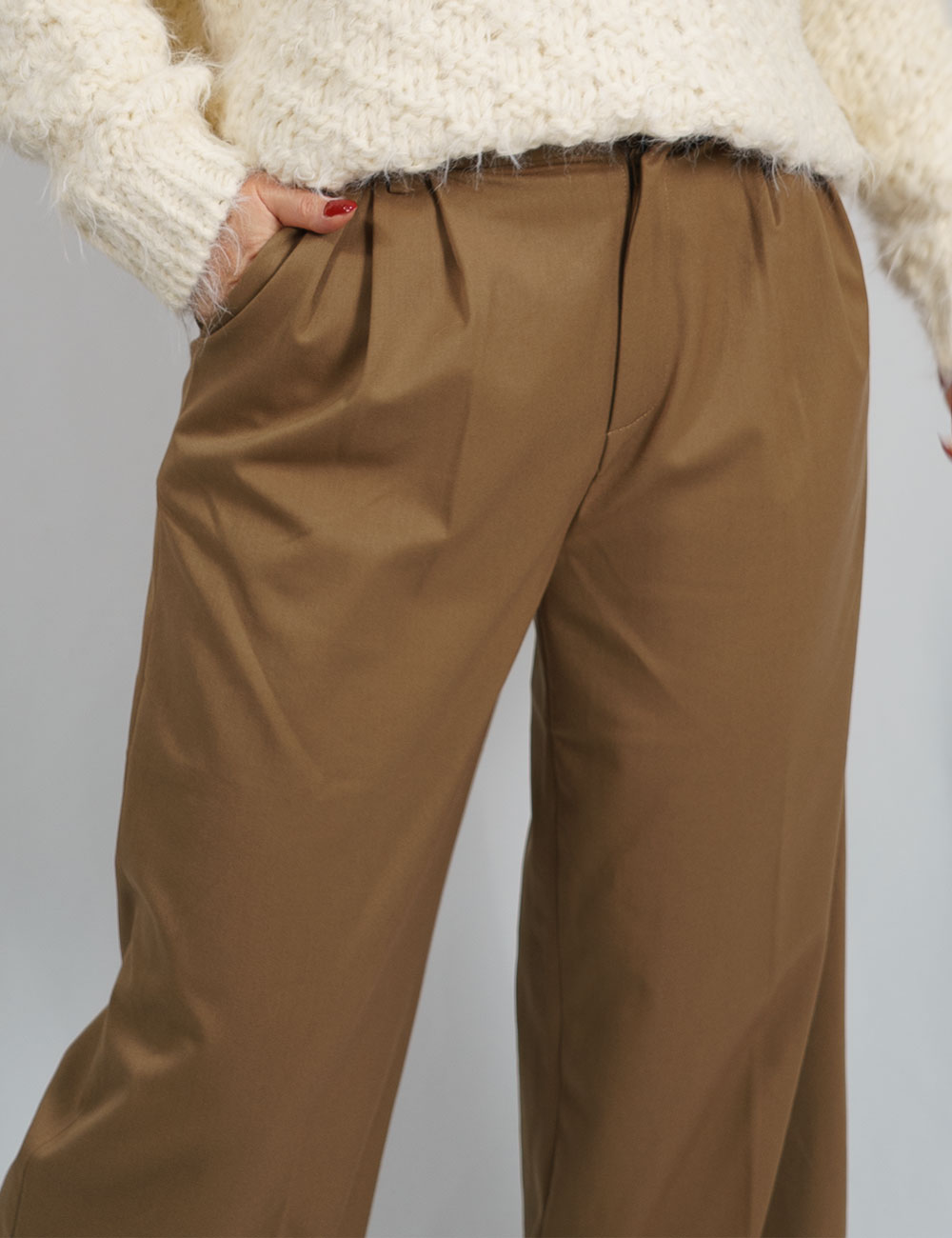 F02502-c5 | elevee. Es PantalÓn de pinzas recto ancho camel elevee Es