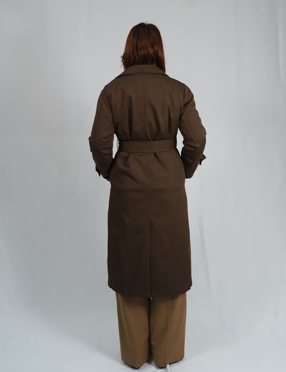 G0555015---mc5 | elevee. Es Trench largo marrÓn elevee Es